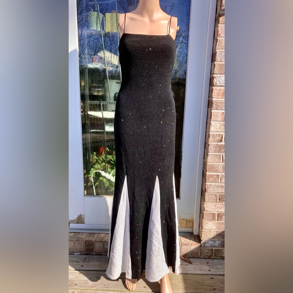 Black & White Glittery/Sparkly Full Glam Goth Hourglass Blondie Nites Prom Dress